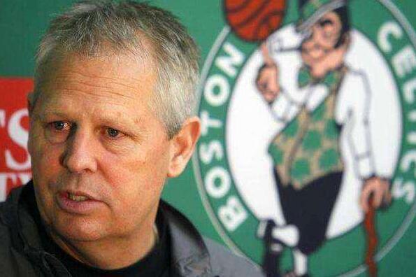 在河牌多拿 在河牌多拿